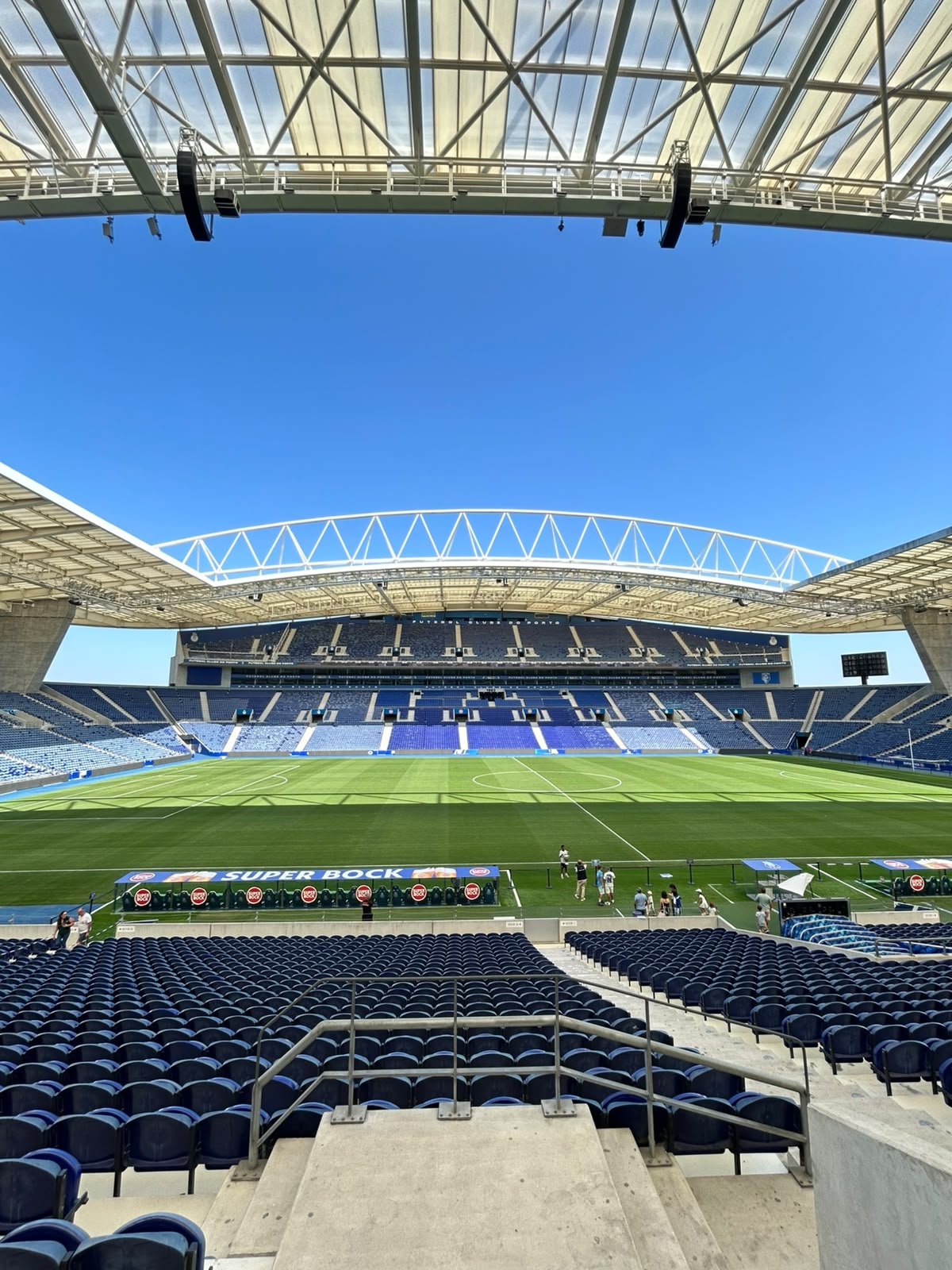 Vista do gramado do Estádio do Dragão